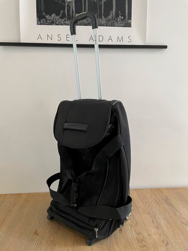Large samsonite wheeled